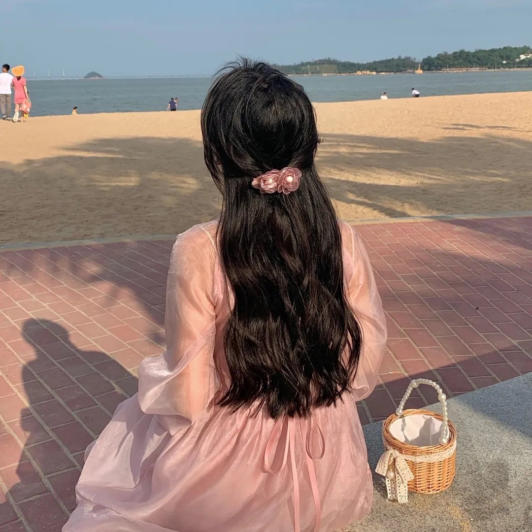 拇指姑娘